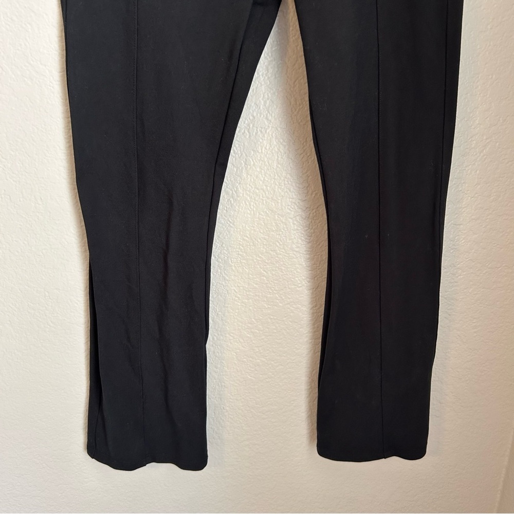 Tory Burch Sport Women’s Ponte Cropped Flare Pull On Pant in Black, Size Medium - Picture 6 of 11